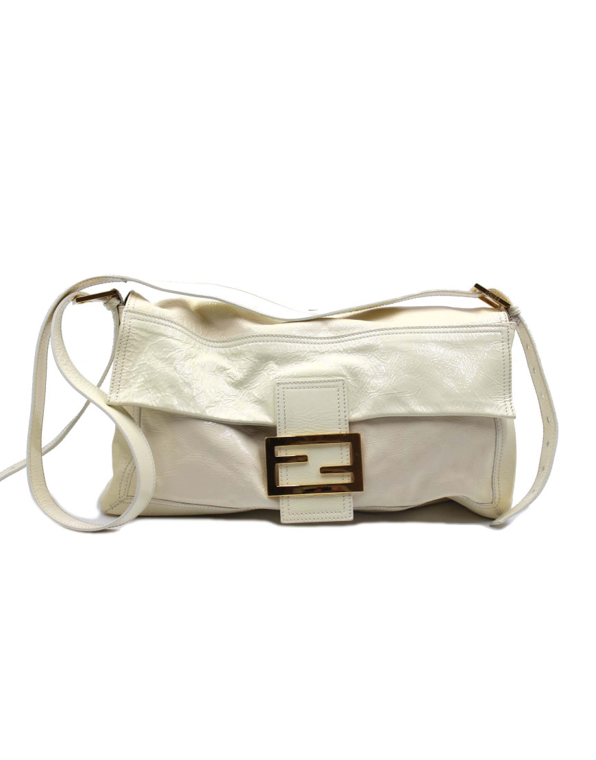 Fendi Maxi Baguette Vernis Bianca