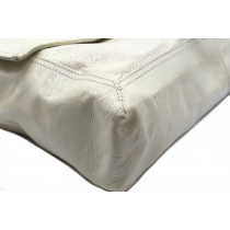 Fendi Maxi Baguette Vernis Bianca