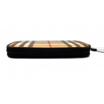Burberry Zippy Check Beige Geldbörse