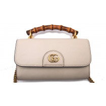 Gucci Diana Pelle Beige