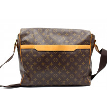 Louis Vuitton Abbesses Monogram