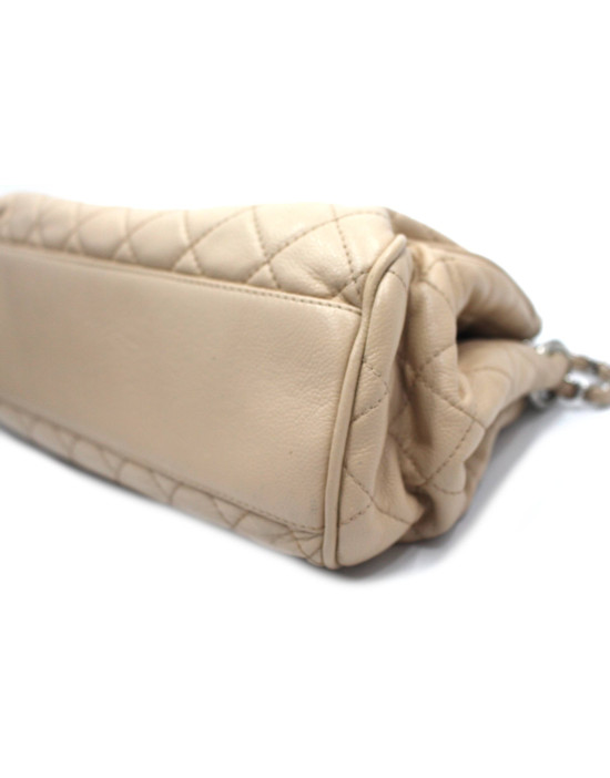 Chanel Shopping Caviar Beige