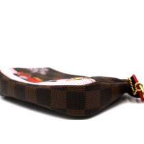 Louis Vuitton Mini Accessoires Holiday Edition Natale 2019 Vivienne va a Parigi