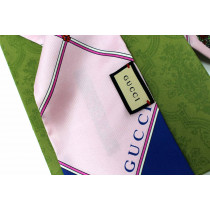 Gucci Bandeau Seta Rosa e Blu