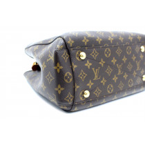 Louis Vuitton Montaigne PM Monogram