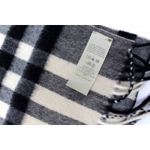 Burberry Sciarpa Lana Grigia