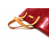 Louis Vuitton Bellevue Vernis Rosso