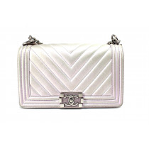 Chanel Boy Perlmutt/Rosé Schillerndes Leder