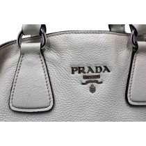 Prada Shopping Pelle Bianca