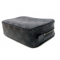 Louis Vuitton Beauty Monogram Eclipse