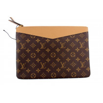 Louis Vuitton Pochette Daily Monogram