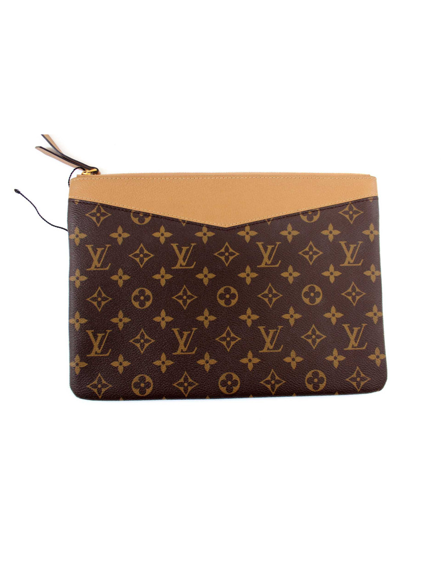 Louis Vuitton Pochette Daily Monogram