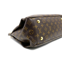 Louis Vuitton Pallas Monogram