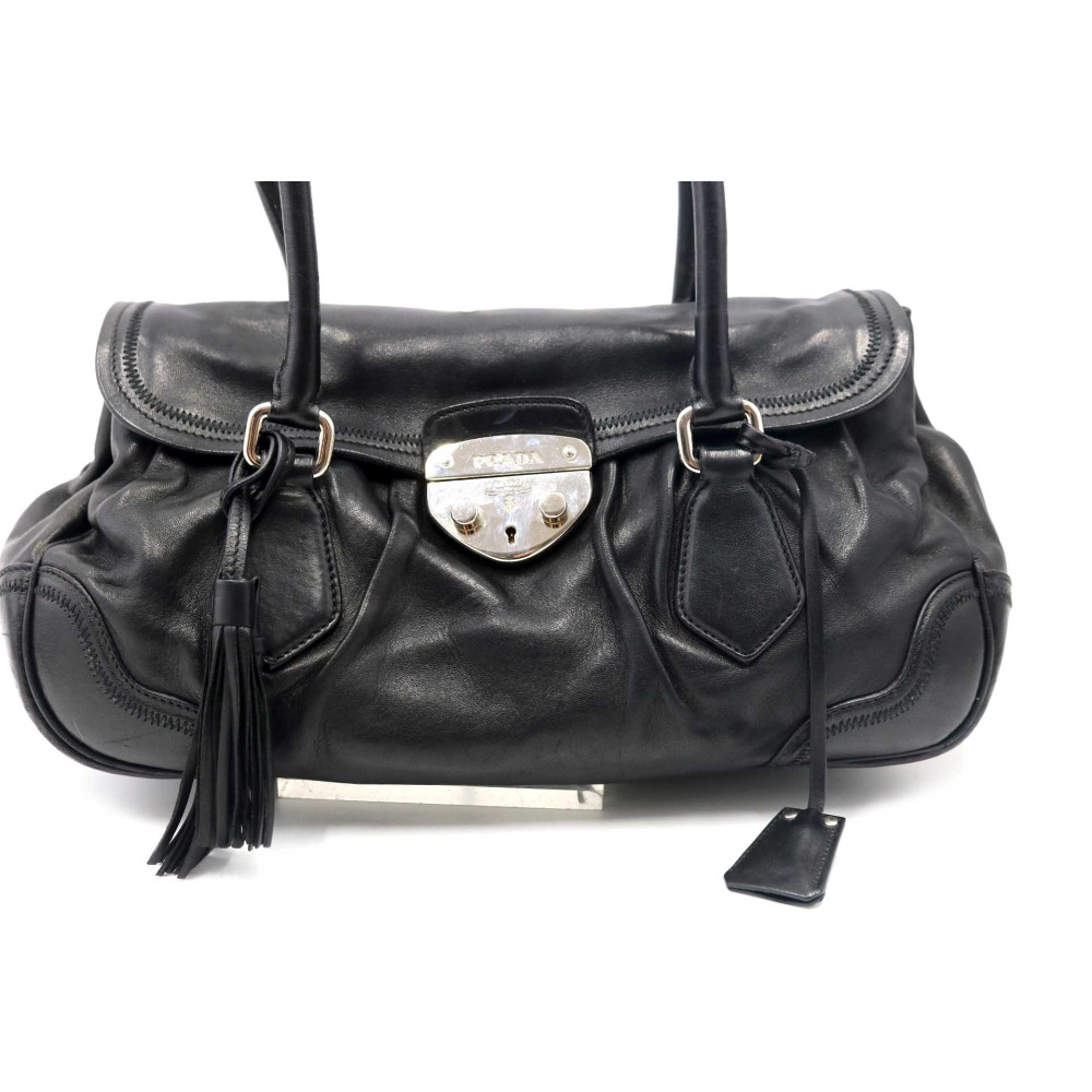 Prada Shopping Pelle Nera