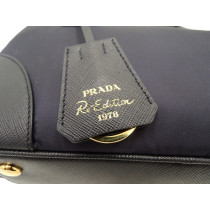 Prada Re-Edition 1978 Tessuto City e Pelle Saffiano Blu