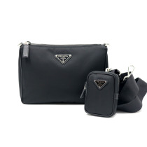 Prada Re Edition Nylon Schwarz