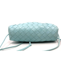Bottega Veneta Pouch Mini Blaues Leder