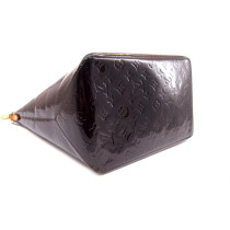 Louis Vuitton Bellevue Vernis Amaranto