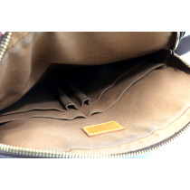 Louis Vuitton Trotteur Beaubourg Monogram