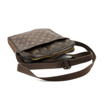 Louis Vuitton Trotteur Beaubourg Monogram