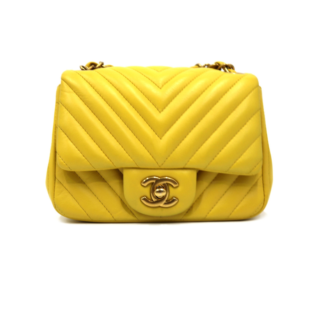 Chanel Classica Pelle Gialla