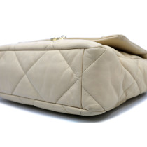 Chanel 19 Pelle Beige