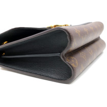 Louis Vuitton Victoire Monogram