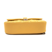 루이 뷔통 마마 엠보이더리 옐로우 가죽