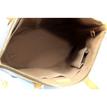 Louis Vuitton Palermo PM Monogram