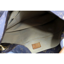 Louis Vuitton Artsy MM Monogram