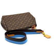 Louis Vuitton Cluny MM Monogram