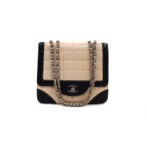 Chanel Accordéon Vernis Blanc et Noir