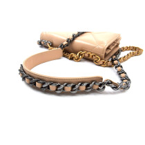 Chanel 19 Wallet On Chain Pelle Beige Chiaro