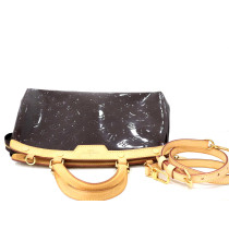 Louis Vuitton Brea MM Vernis Bordeaux