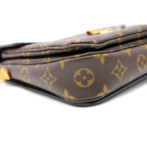 Louis Vuitton Metis Monogram