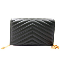 Saint Laurent Cassandre Mini Pelle Verde