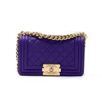 Chanel Boy Pelle Viola