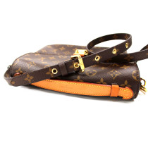 Louis Vuitton Metis Monogram