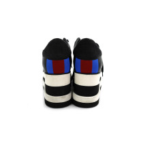Stella McCartney Sneakers con Zeppa Ecopelle Nera
