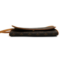 Louis Vuitton Twin GM Pochette Monogram