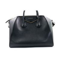 Givenchy Antigona Media Pelle Nera