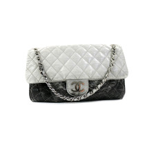Chanel Vinyl Quilted Pelle Ombre Grigio