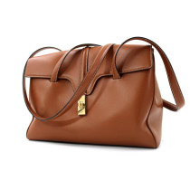 Celine 16 Pelle Marrone