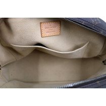 Louis Vuitton Manhattan Monogram