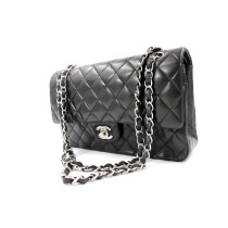 Chanel Classica Media Pelle Nera