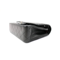 Chanel Classica Media Pelle Nera