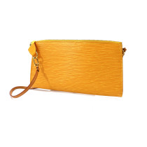 Louis Vuitton Pochette Epi Gialla