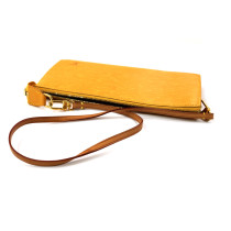 Louis Vuitton Pochette Epi Gialla