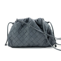 Bottega Veneta Pouch Mini Pelle Intrecciata Grigia