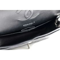 Chanel Classica Medium Double Flap Pelle Nera